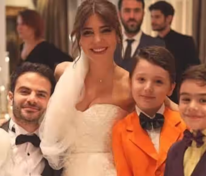 Ceyda vive uma reviravolta emocionante e se casa com Raif