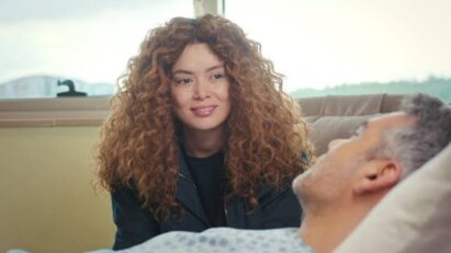 Cena em que Sirin mata Sarp