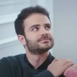 Raif oferece 100 mil dólares para Ceyda reaver a guarda de Arda em Força de Mulher