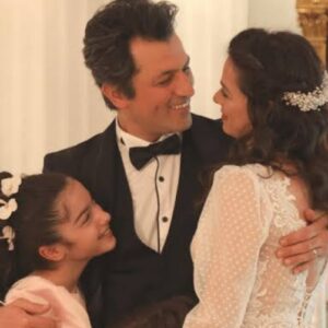 Cena final de Bahar e Arif em Força de Mulher.