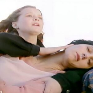 Cena emocionante da morte de Diná (Christiane Torloni) na novela A Viagem, após reencontro com a sobrinha Bia na praia.