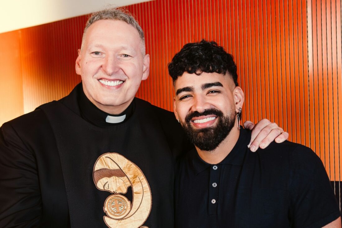 Padre Marcelo Rossi, ganha nova versão com participação de Dilsinho