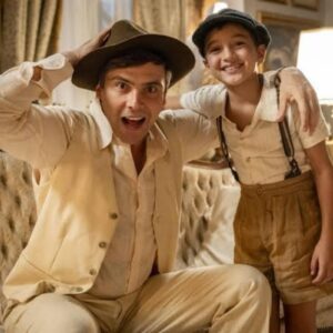 Candinho e Samir se reencontram em cena emocionante de “Êta Mundo Bom”, sem saber que são pai e filho.
