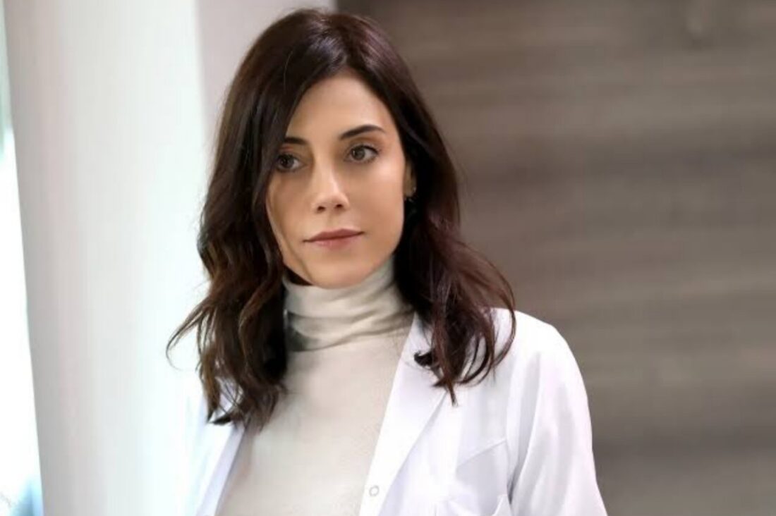 Cansu Dere