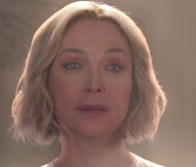 Cecília na novela As Filhas da Senhora Garcia.