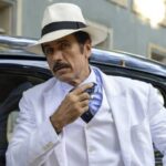 Ernesto descobre que o bebê de Zulma é filho de Candinho em cena marcante da novela Êta Mundo Melhor! da Globo