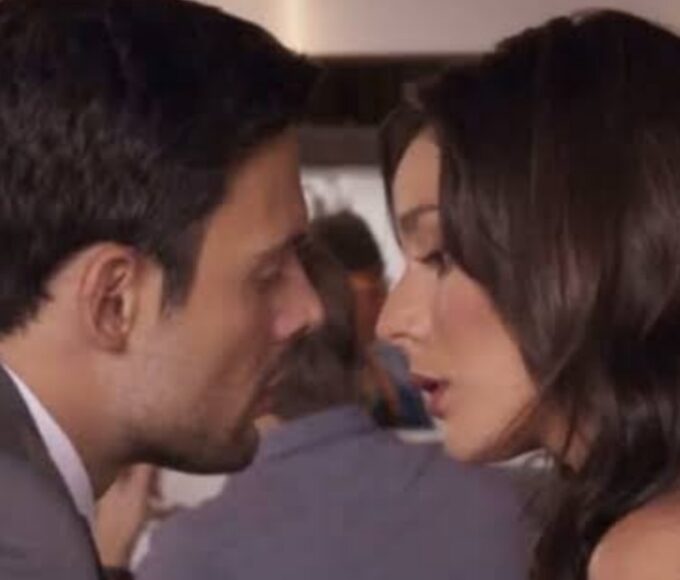 Nicolas e Valéria quase se beijam em cena tensa de As Filhas da Senhora Garcia
