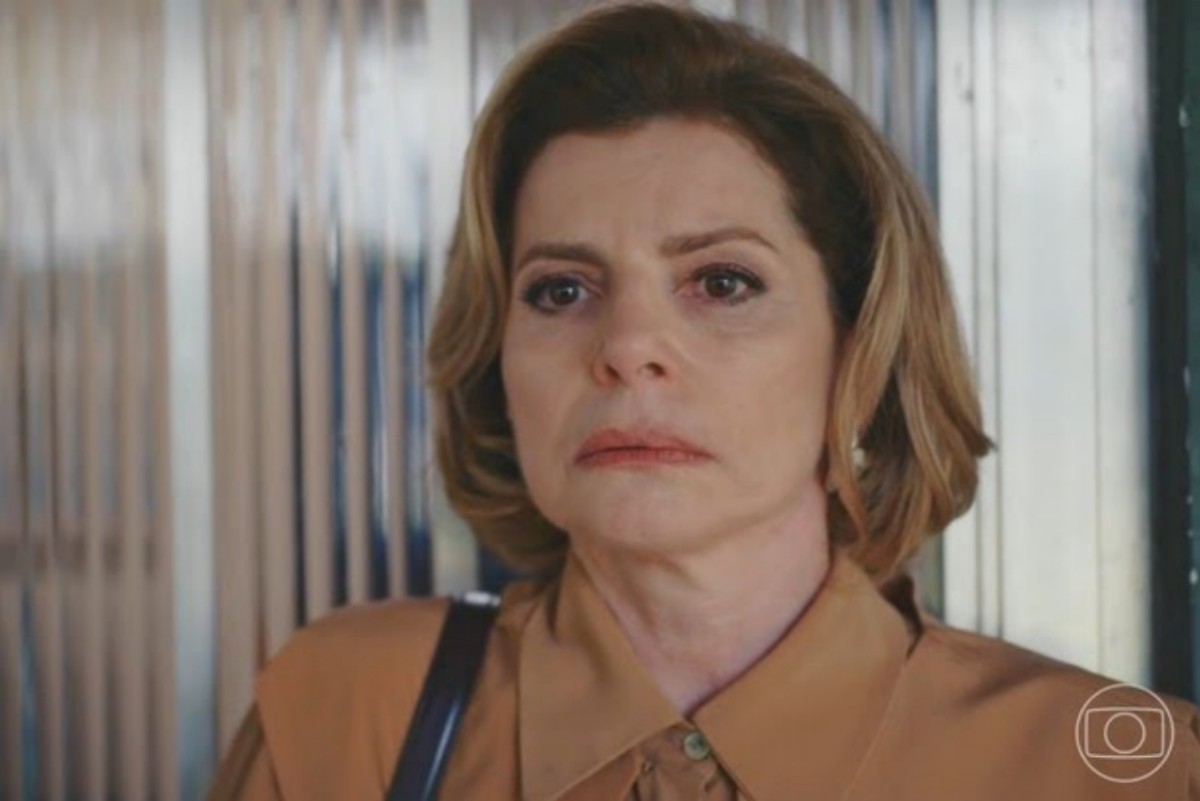 Odete Roitman com expressão de choque ao descobrir traição de César em Vale Tudo