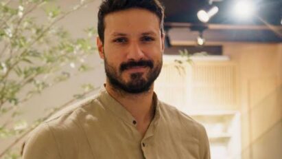 "Cena da novela Paulo, o Apóstolo, com Saulo sendo atingido por luz celestial"