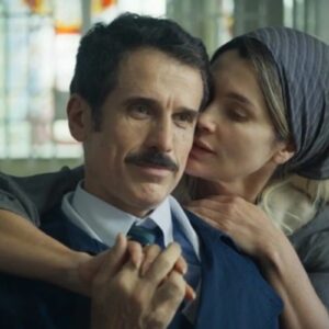 Sandra fica furiosa ao descobrir que Ernesto tem uma filha em Êta Mundo Melhor!