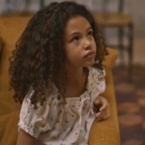 Sofia em Dona de Mim, novela das sete da Globo.