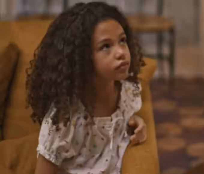 Sofia em Dona de Mim, novela das sete da Globo.