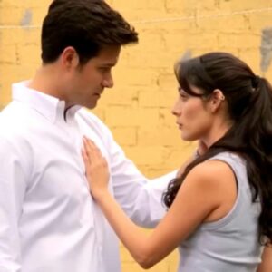 Valéria dá uma bofetada em Artur durante discussão intensa em As Filhas da Senhora Garcia