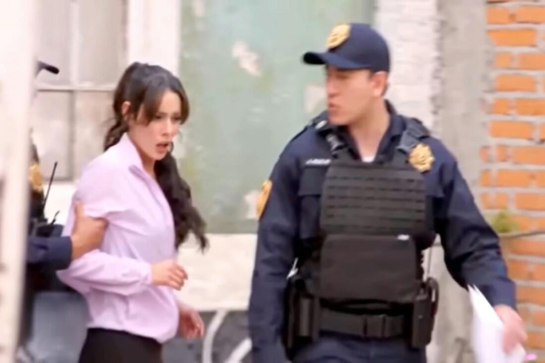 Valéria é presa injustamente após denúncia falsa de Priscila em As Filhas da Senhora Garcia