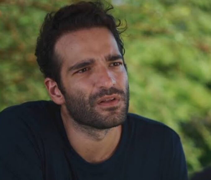 Afonso (Humberto Carrão) em cena de Vale Tudo