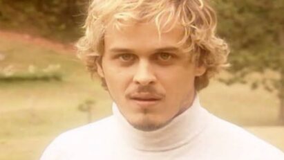 Alexandre em A Viagem: "Guilherme Fontes interpreta Alexandre em cena da novela A Viagem"