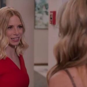 Camila furiosa após ser humilhada por Mar