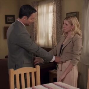 Camila descobre gravidez em As Filhas da Senhora Garcia