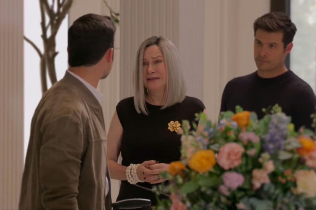 Cena de Leonardo discutindo sobre a empresa em As Filhas da Senhora Garcia