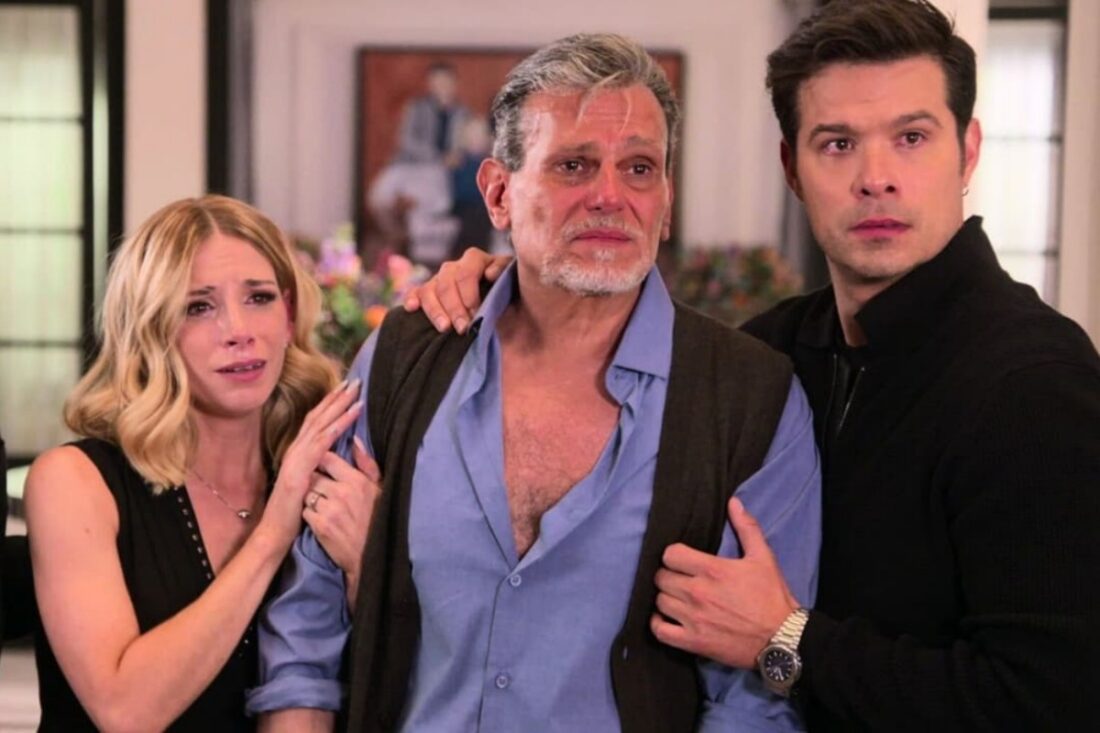 Luís Portilla ressurgindo diante da família em As Filhas da Senhora Garcia