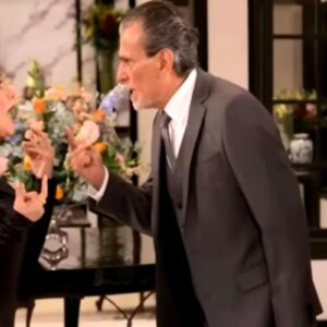 Luís expulsa Ofélia da mansão Portila em cena dramática de As Filhas da Senhora Garcia