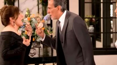 Luís expulsa Ofélia da mansão Portila em cena dramática de As Filhas da Senhora Garcia