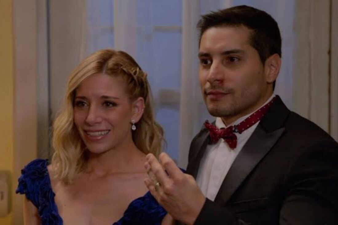 Camila anuncia seu casamento durante a festa do pai