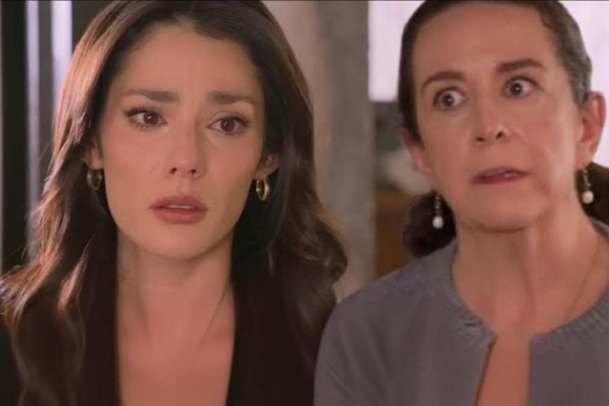 Valéria chora ao descobrir segredo do passado de Ofélia na novela As Filhas da Senhora Garcia