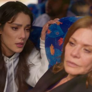 Valéria impede Ofélia de deixar a cidade em As Filhas da Senhora Garcia