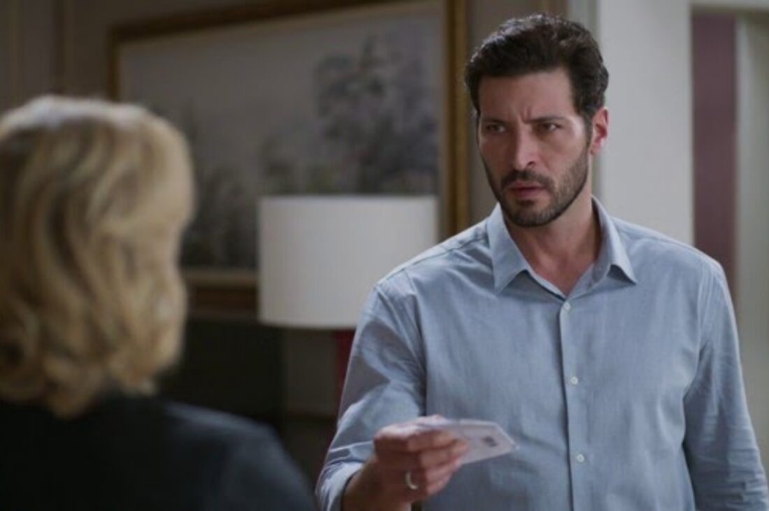 Cena de Walter e Odete Roitman em Vale Tudo, momento do fim da aliança entre os personagens.
