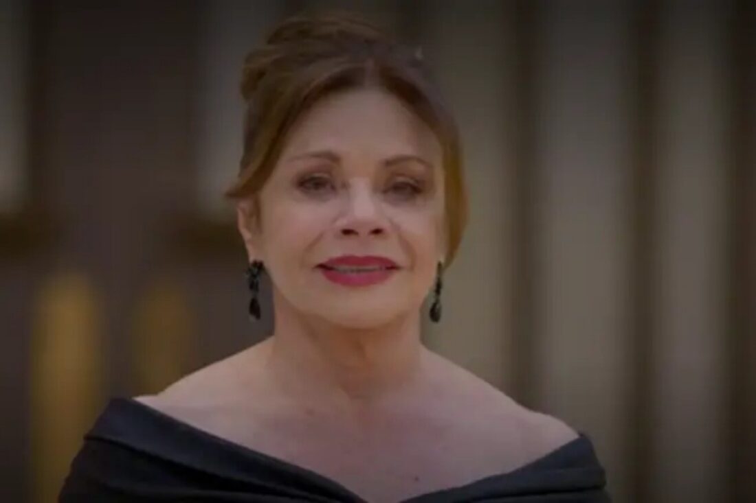 Ofélia em cena de As Filhas da Senhora Garcia no SBT