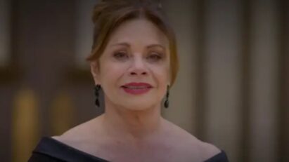 Ofélia em cena de As Filhas da Senhora Garcia no SBT