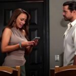 Antônia e Gabriel comemoram a vitória no tribunal com o filho Éder em A.mar, novela mexicana exibida pelo SBT.
