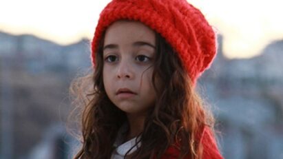 Beren Gökyıldız interpreta Melek na novela Mãe, nova produção da RECORD.