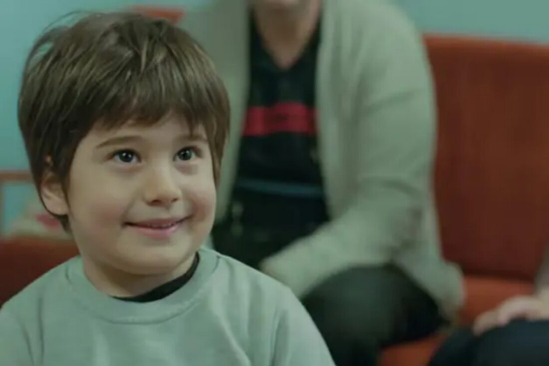 O ator turco Ali Semi Sefil, conhecido por interpretar Doruk em “Força de Mulher”, em ensaio fotográfico mostrando seu crescimento e amadurecimento artístico.