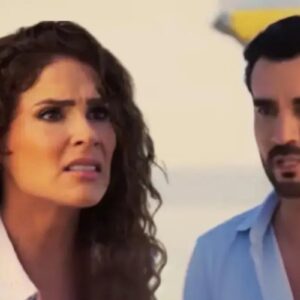 Estrella e Fabián discutem após grave acusação contra Ulises na novela A.mar do SBT