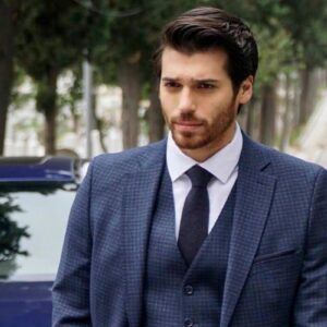 Ferit encara ex-funcionário em cena tensa de “Dolunay”