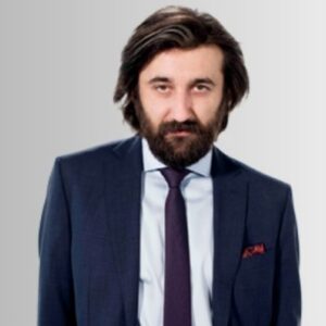 "Hakan ferido após confronto com a polícia"