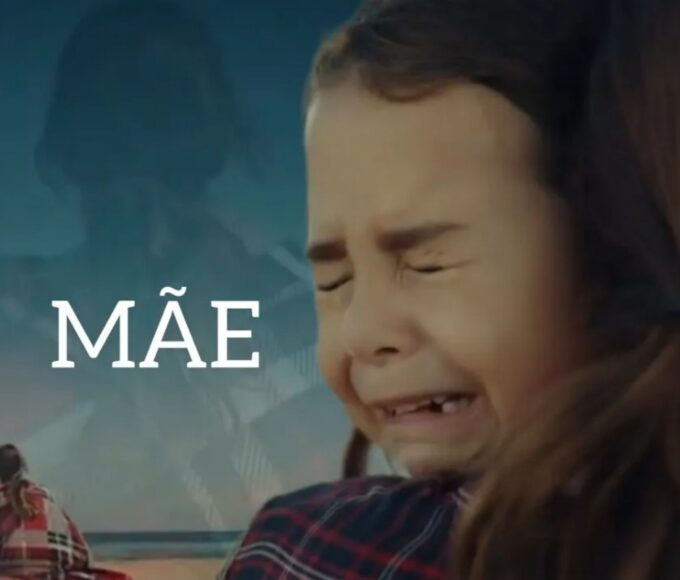 “Zeynep conforta Melek em cena emocionante do segundo capítulo da novela Mãe.”