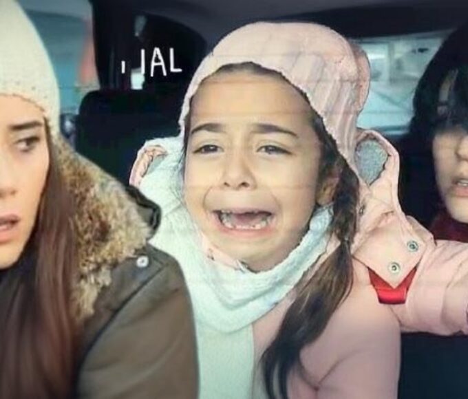 Sule em cena dramática da novela Mãe ao discutir o futuro de Melek