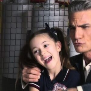 Sérgio e Azul têm reencontro emocionante na novela A.mar, do SBT.