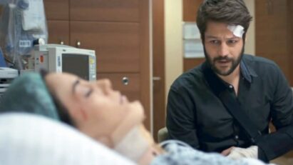 Zeynep em cena dramática da novela Mãe, exibida pela Record TV