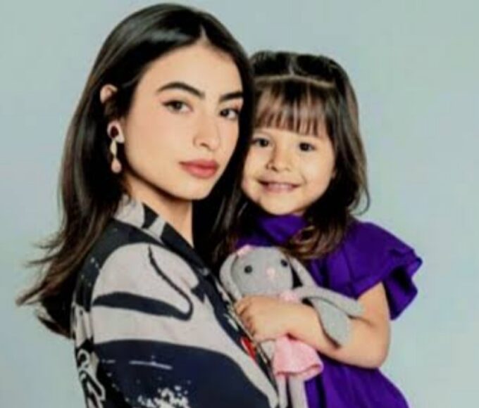 Petra revela a Amélia ser mãe de Valentina, mas demonstra frieza e indiferença