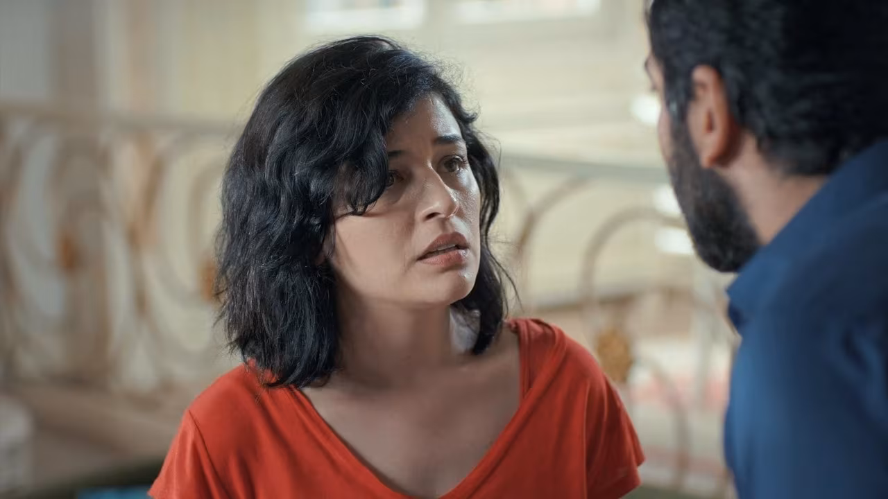 Cengiz furioso após perder a guarda de Melek em Mãe