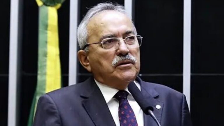 Nude deputado 768x432