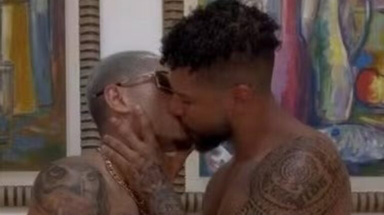 Beijo gay 768x431